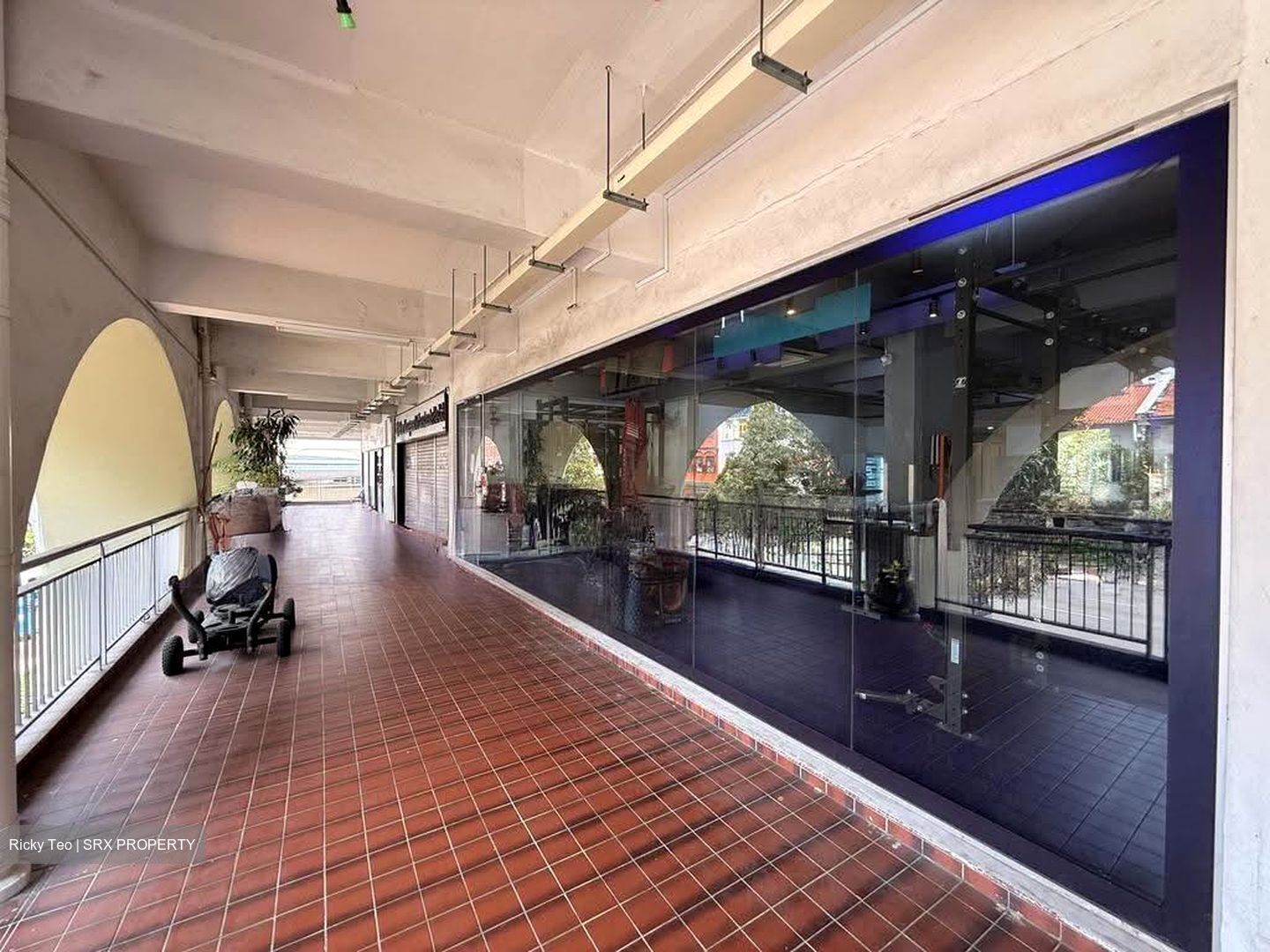 Hong Lim Complex (D1), Retail #619360131